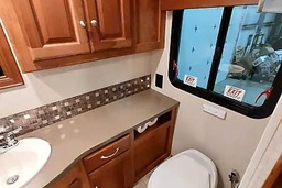 Photo 31 thumbnail 33