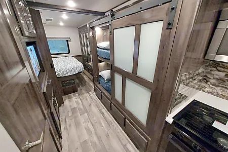 Photo 43 - 2021 Holiday  Rambler Class A Motorhome rental photo 45