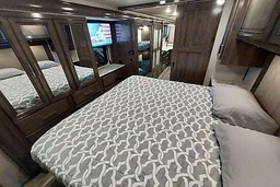 Photo 56 thumbnail 58