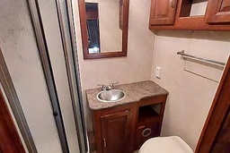 Photo 25 thumbnail 27
