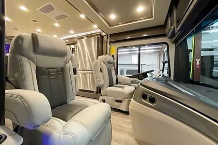 Photo 22 - 2022 Fleetwood Class A Motorhome rental photo 24