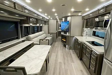 Photo 35 - 2022 Fleetwood Class A Motorhome rental photo 37