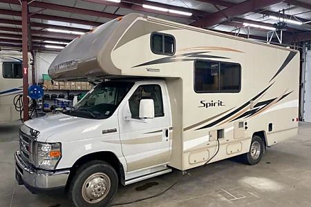 2016 Winnebago Spirit 22R Class C Motorhome for rent in Moraine, OH