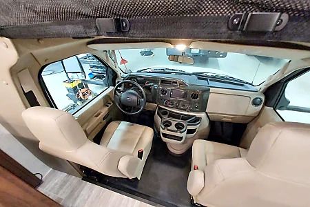 Photo 11 - 2019 Forest River Class C Motorhome rental photo 13