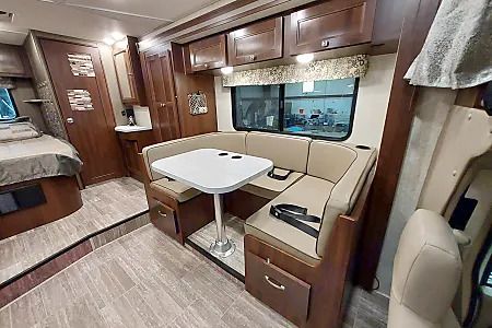 Photo 12 - 2019 Forest River Class C Motorhome rental photo 14