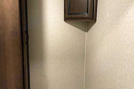 Photo 3 - 2020 Coachmen Class C Motorhome rental photo 5