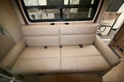Photo 10 thumbnail 12
