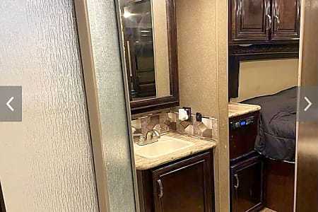 2017 Thor Motor Coach Quantum LF31 Class C Motorhome for rent in Moraine, OH