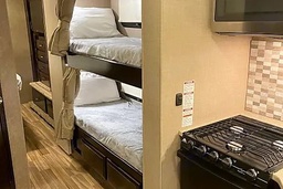 Photo 26 thumbnail 28