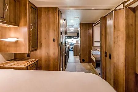 Photo 4 - 2020 Coachmen Class C Motorhome rental photo 6