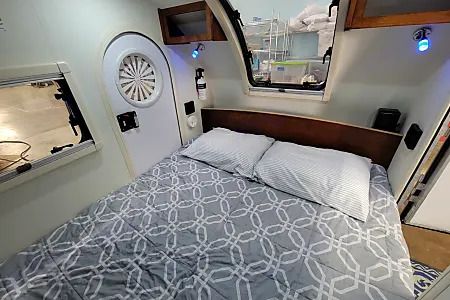 Photo 0 - 2017 T@G Travel Trailer rental photo 6