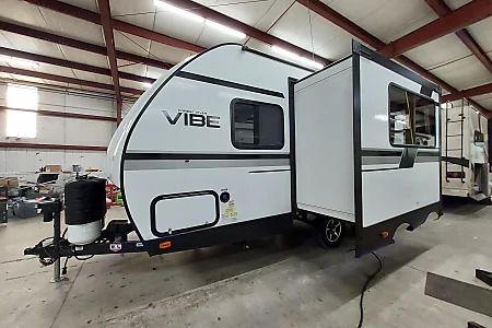 Photo 13 - 2020 Forest River Travel Trailer rental photo 15