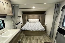 Photo 14 thumbnail 16