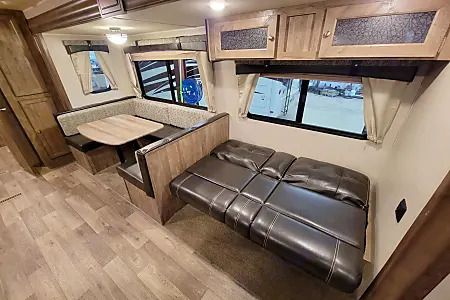 Photo 23 - 2018 Forest River Travel Trailer rental photo 25