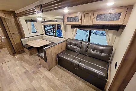 Photo 25 - 2018 Forest River Travel Trailer rental photo 27