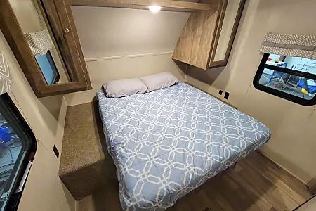 Photo 27 - 2018 Forest River Travel Trailer rental photo 29
