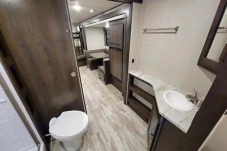 Photo 10 - 2021 Grand Design Travel Trailer rental photo 12
