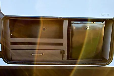 Photo 13 - 2021 Grand Design Travel Trailer rental photo 15