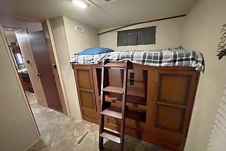 Photo 0 - 2014 Palomino Travel Trailer rental photo 7
