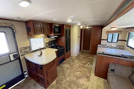 Photo 1 - 2014 Palomino Travel Trailer rental photo 17