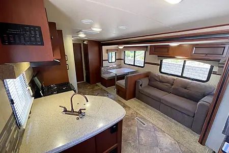 Photo 1 - 2014 Palomino Travel Trailer rental photo 18