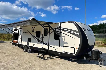 Photo 1 - 2014 Palomino Travel Trailer rental photo 23