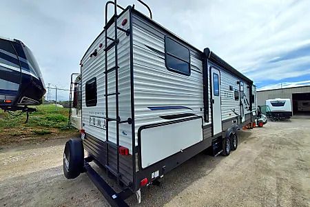 2021 Palomino Puma 32BHQS Travel Trailer for rent in Moraine, OH