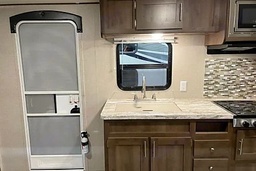Photo 3 thumbnail 5