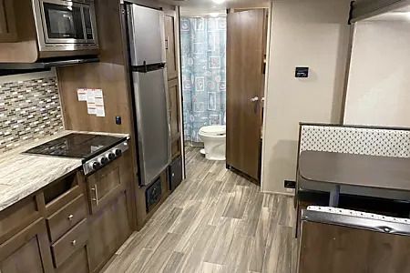 Photo 14 - 2020 Forest River Travel Trailer rental photo 16