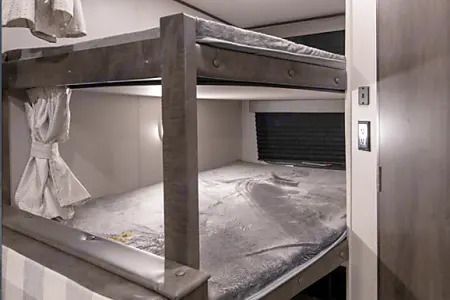 Photo 3 - 2021 Grand Design Travel Trailer rental photo 5