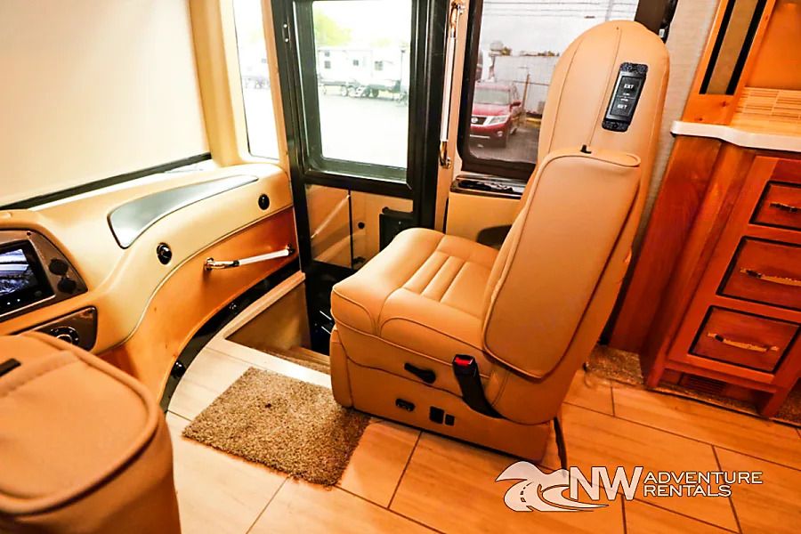 Photo 14 - 2021 Tiffin Motorhomes Class A Motorhome rental photo 16