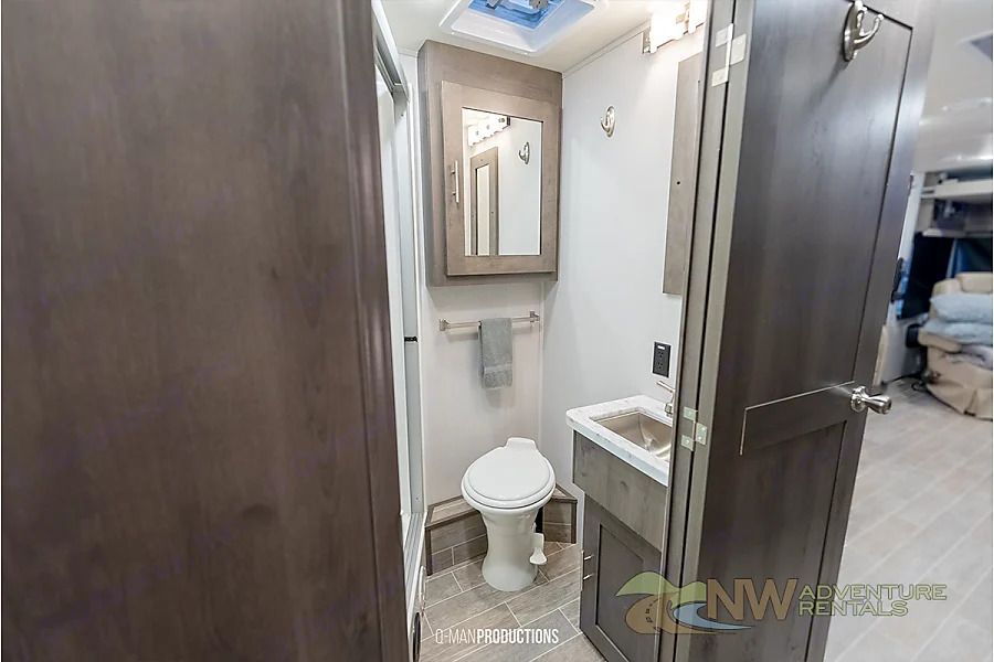 Photo 8 - 2021 Forest River Class A Motorhome rental photo 10