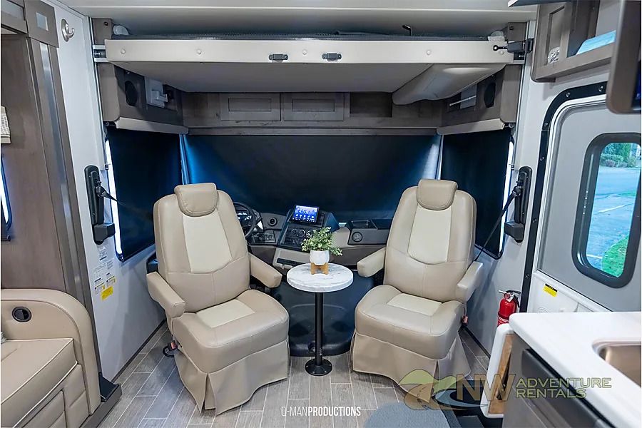 Photo 19 - 2021 Forest River Class A Motorhome rental photo 21