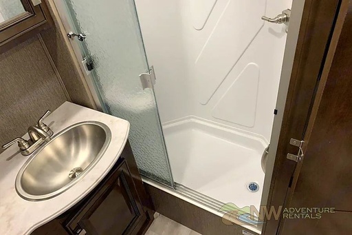 2021 Fleetwood Flair Class A Motorhome for rent in Lynnwood, WA