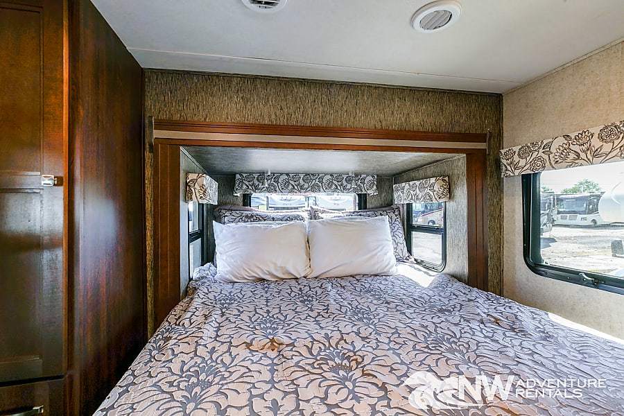 Photo 13 - 2019 Forest River Class C Motorhome rental photo 15