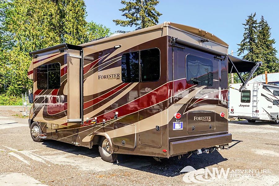 Photo 15 - 2019 Forest River Class C Motorhome rental photo 17