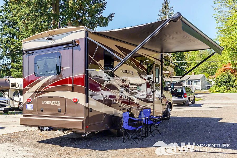 Photo 17 - 2019 Forest River Class C Motorhome rental photo 19