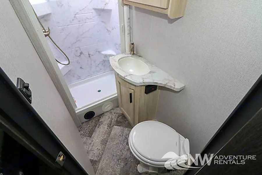 Photo 9 - 2020 Forest River Class C Motorhome rental photo 11