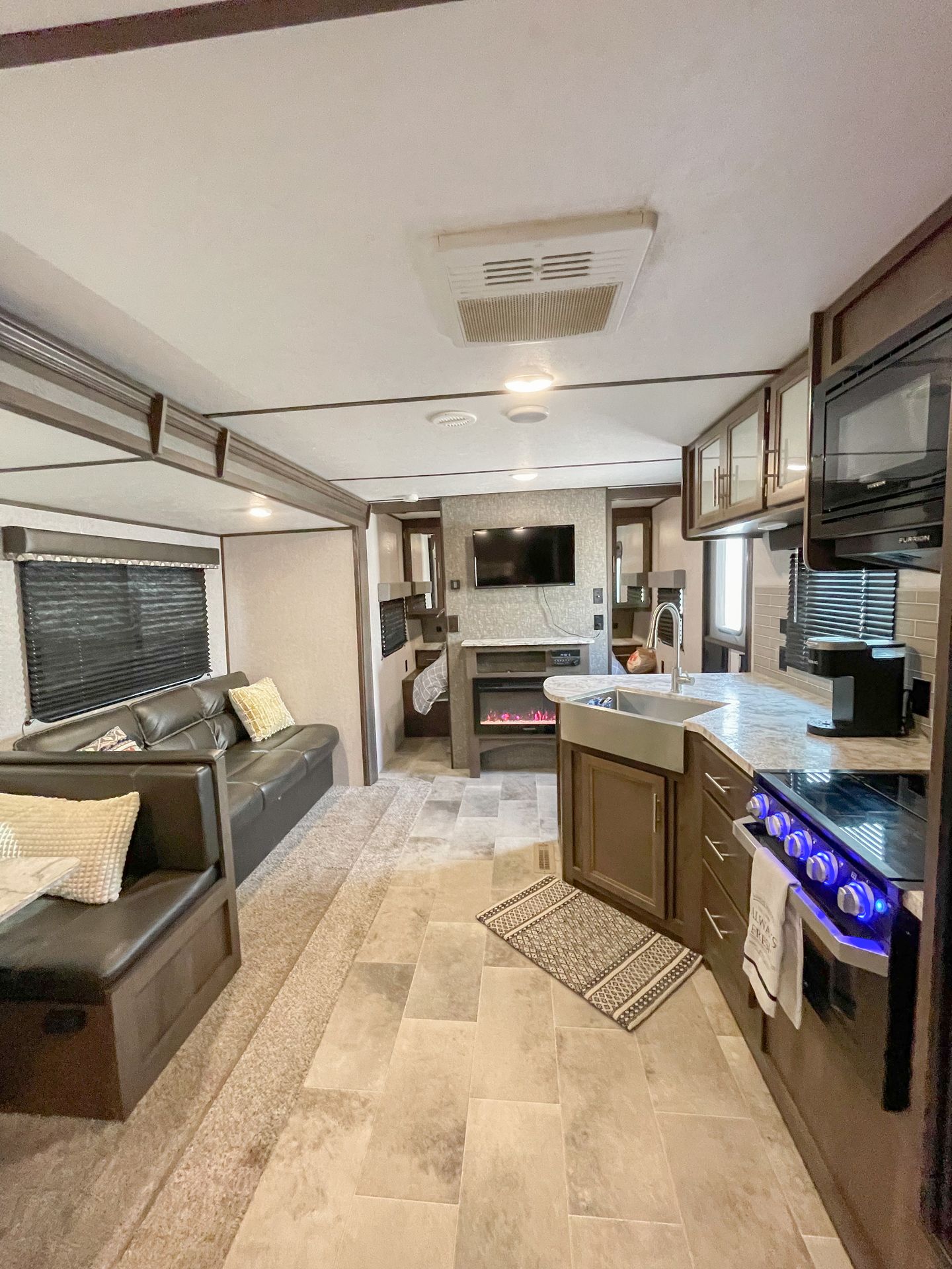 Photo 6 - 2020 Coleman Travel Trailer rental photo 8