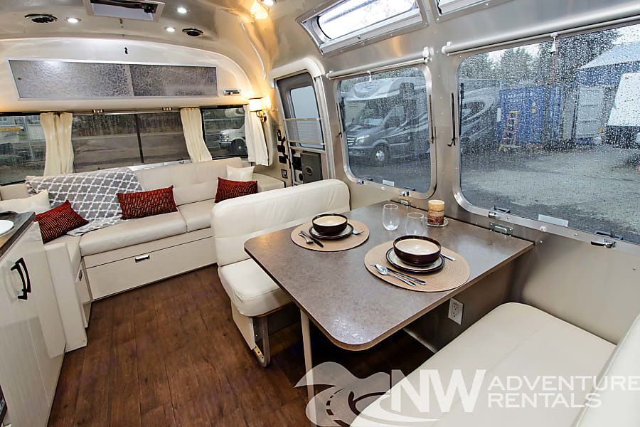 Photo 15 - 2016 Airstream Travel Trailer rental photo 17