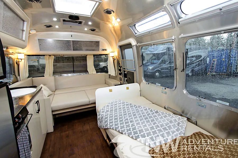 Photo 17 - 2016 Airstream Travel Trailer rental photo 19