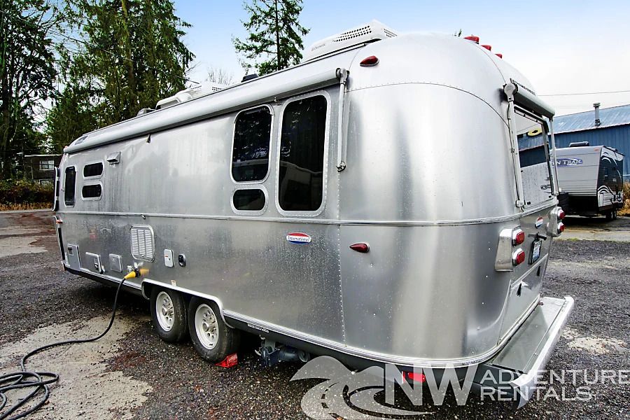 Photo 21 - 2016 Airstream Travel Trailer rental photo 23