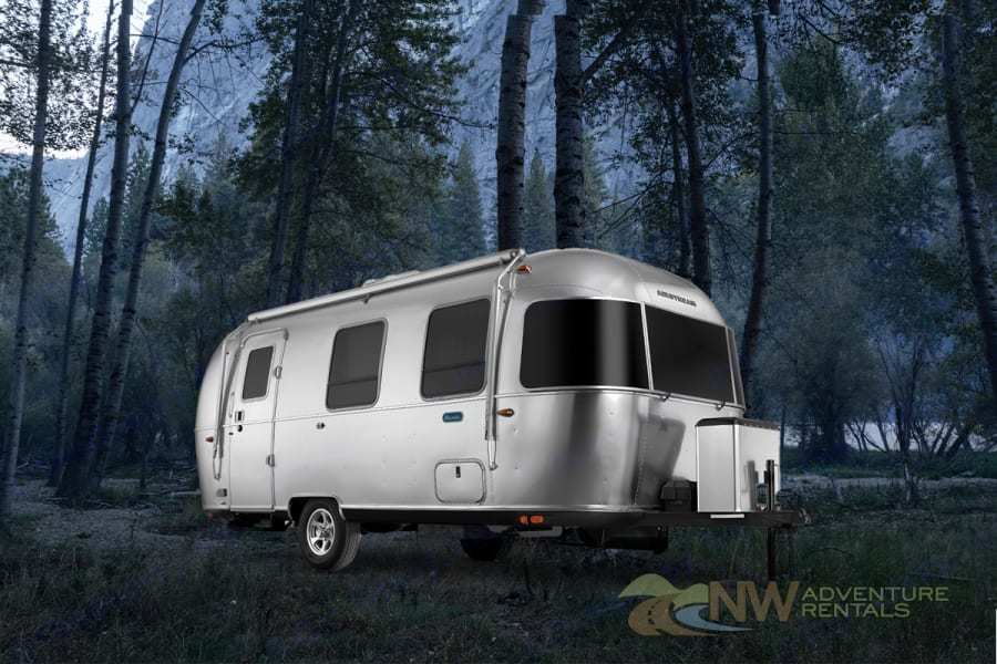 Photo 8 - 2022 Airstream Travel Trailer rental photo 10