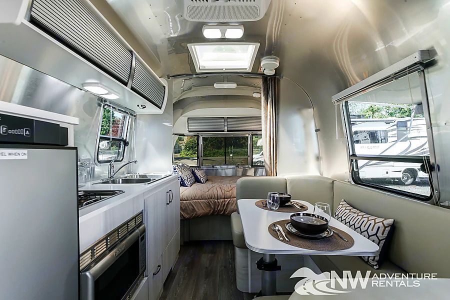 Photo 6 - 2018 Airstream Travel Trailer rental photo 8