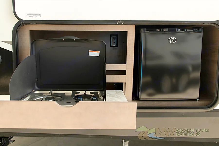 Photo 3 - 2022 Grand Design Travel Trailer rental photo 5