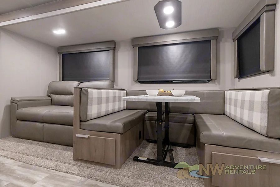 Photo 5 - 2022 Grand Design Travel Trailer rental photo 7