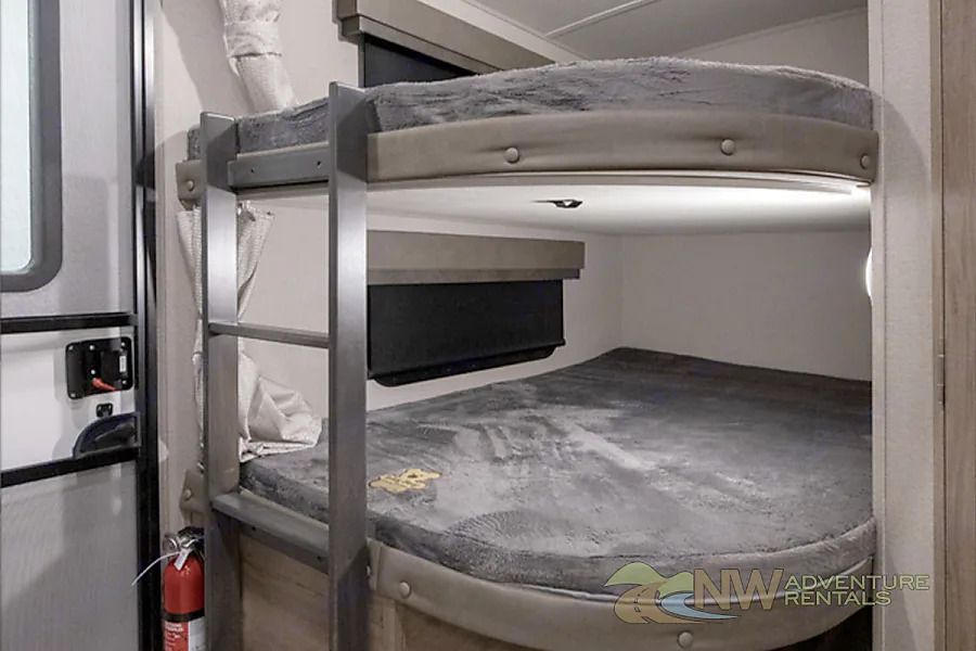 Photo 8 - 2022 Grand Design Travel Trailer rental photo 10
