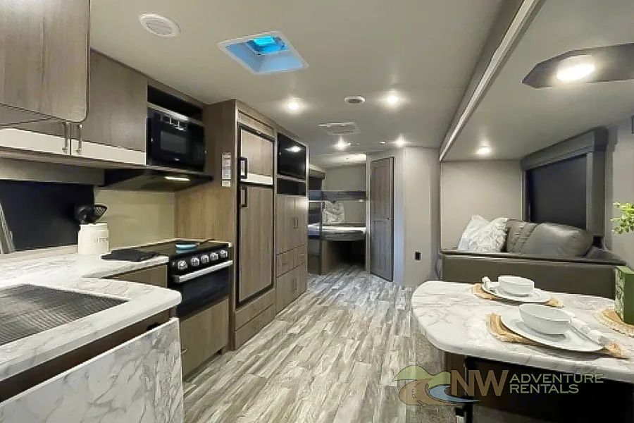Photo 9 - 2022 Grand Design Travel Trailer rental photo 11