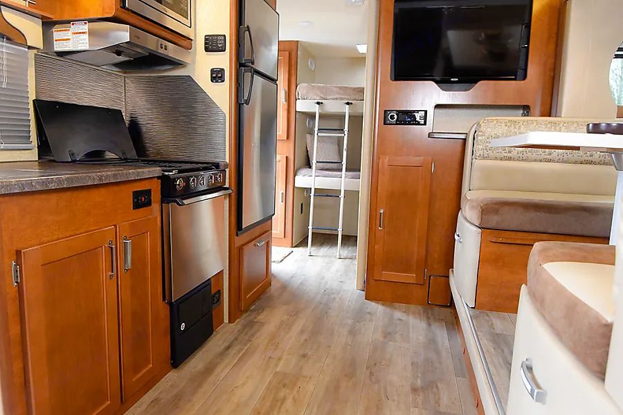 Photo 12 - 2019 Lance Travel Trailer rental photo 14