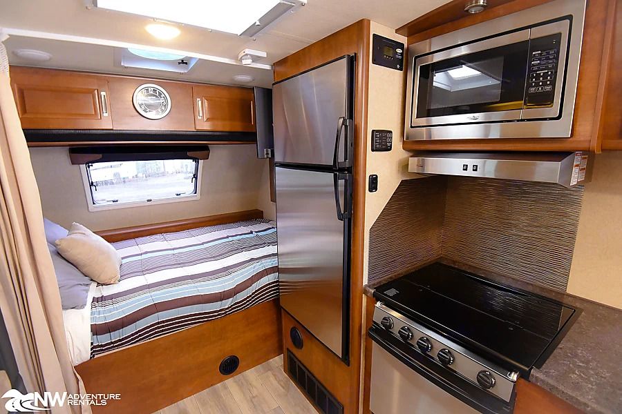 Photo 0 - 2019 Lance Travel Trailer rental photo 10